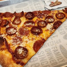 Pepperoni slice
