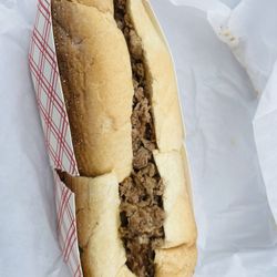 Holly's Deli - Cheesesteak