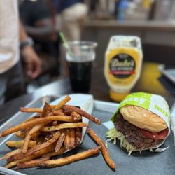 Eazzy Burger