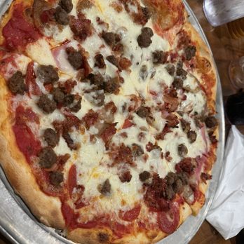 La Bella Italia - Meat lovers pizza - Pizza Near Me - Gettysburg, Pennsylvania