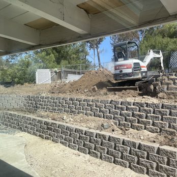 SoCal Excavation - Digging - Junk Removal & Hauling Near Me - El Cajon, California SoCal Excavation - Digging - Junk Removal & Hauling Near Me - El Cajon, California