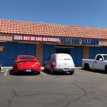 El Rey De Los Ostiones - Outside the REY DE LOS OSTIONES - Seafood Markets Near Me - Phoenix, Arizona
