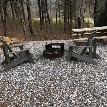 Getaway - fire pit and chairs - Guest Houses Near Me Getaway - fire pit and chairs - Guest Houses Near Me