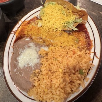 Lindo Michoacan - Taco & Enchilada combo with rice and beans - Mexican Near Me - Las Vegas, Nevada Lindo Michoacan - Taco & Enchilada combo with rice and beans - Mexican Near Me - Las Vegas, Nevada