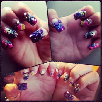 Luxury Nails Spa - Bedazzled Hello Kitty nail art by Paul. - Nail Salons Near Me - San Jose, California Luxury Nails Spa - Bedazzled Hello Kitty nail art by Paul. - Nail Salons Near Me - San Jose, California