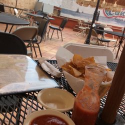 Cancun Mexican Restaurant - Salsa is bueno, chips no bueno