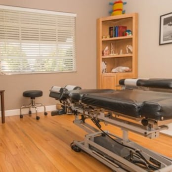 C2 Living Well - Dr. Cree's chiropractic room. - Chiropractors Near Me - San Jose, California