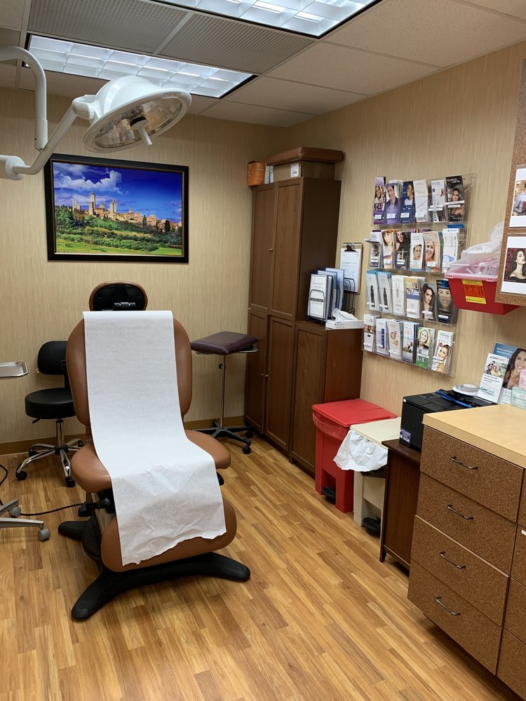 CIRILLO COSMETIC DERMATOLOGY SPA 24 Photos & 15 Reviews