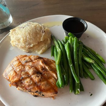 Riverhouse Waterfront Restaurant - Seafood Near Me - Palmetto, Florida Riverhouse Waterfront Restaurant - Seafood Near Me - Palmetto, Florida