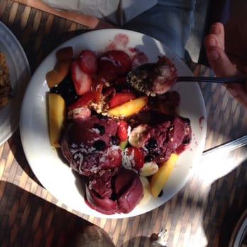 101 Diner - Açai Bowl - Diners Near Me - Encinitas, California 101 Diner - Açai Bowl - Diners Near Me - Encinitas, California