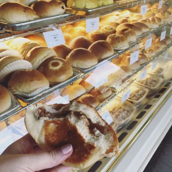 Maxin Oriental Bakery - Very savory pork buns! - Bakeries Near Me - Lauderdale Lakes, Florida Maxin Oriental Bakery - Very savory pork buns! - Bakeries Near Me - Lauderdale Lakes, Florida