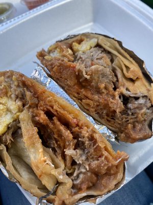 Carnitas Los Dos Chingones by null