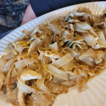 Thai Bangkok Bistro - Drunken Noodles no veggies - Thai Near Me - Fort Walton Beach, Florida Thai Bangkok Bistro - Drunken Noodles no veggies - Thai Near Me - Fort Walton Beach, Florida