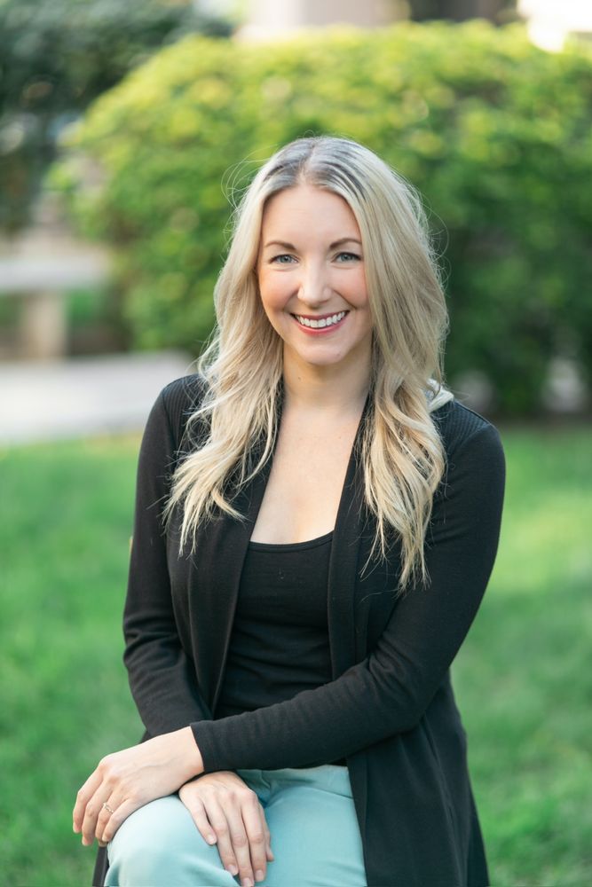 Karena Lee Therapy - child therapist in Los Angeles, CA