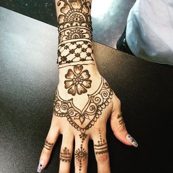 A Sky Threading - Beautiful henna done by sandy - Henna Artists Near Me - Fresno, California A Sky Threading - Beautiful henna done by sandy - Henna Artists Near Me - Fresno, California