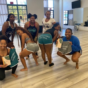 Collab Creative Space - Whistle While You Heal - Twerk & Healing Circle (IG - @wwyh222) - Venues & Event Spaces Near Me - Carson, California