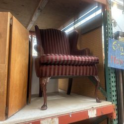 Earthwise Architectural Salvage - Another chair waiting to be loved.