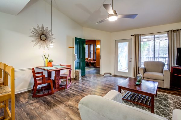 Hideaway Gainesville by null