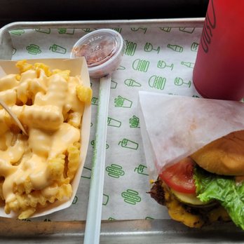 Shake Shack F Street - Burgers Near Me - Washington, DC, District of Columbia