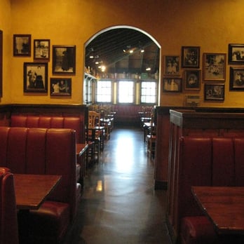 Johnny Carino's - Italian Near Me - Modesto, California