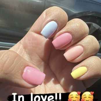 Mimi & Vy Nail Spa - April nails by Vy - Nail Salons Near Me - Las Vegas, Nevada