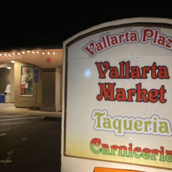 Vallarta Market - Vallarta market store front - Grocery Near Me - Calistoga, California