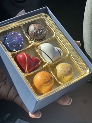 Mostly Chocolate & Catering by null