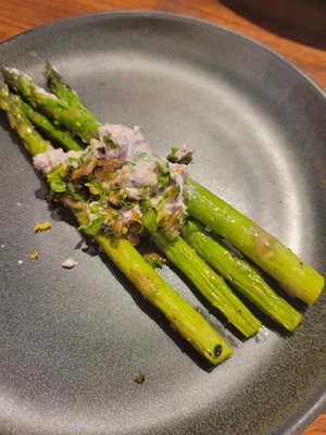 Serious Pie Totem Lake by null