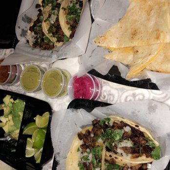 Momo's - Carne Asada Tacos w/ some offerings from the salsa bar. - Mexican Near Me - Tucson, Arizona Momo's - Carne Asada Tacos w/ some offerings from the salsa bar. - Mexican Near Me - Tucson, Arizona