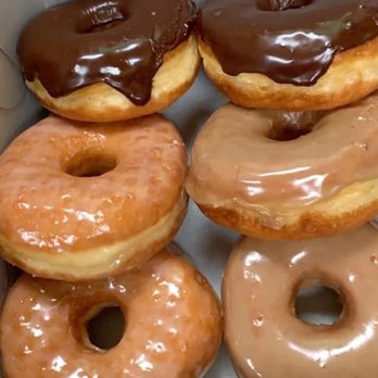 Baker's Donuts No 2 - Donuts Near Me - Sacramento, California Baker's Donuts No 2 - Donuts Near Me - Sacramento, California