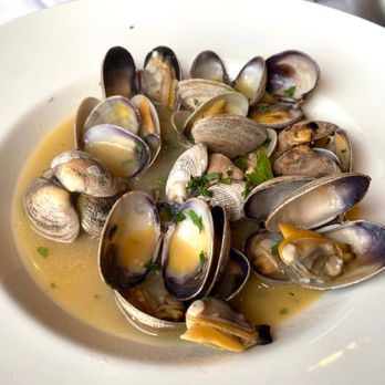 Cutters Crabhouse - Steamed Fresh Manila Clams - Seafood Near Me - Seattle, Washington Cutters Crabhouse - Steamed Fresh Manila Clams - Seafood Near Me - Seattle, Washington