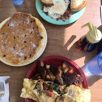 Angie's Coffee & More - Coffee & Tea Near Me - Torrington, Connecticut Angie's Coffee & More - Coffee & Tea Near Me - Torrington, Connecticut
