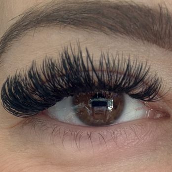 Blink into Beauty Salon - Hybrid lashes - Eyelash Service Near Me - Gilbert, Arizona Blink into Beauty Salon - Hybrid lashes - Eyelash Service Near Me - Gilbert, Arizona