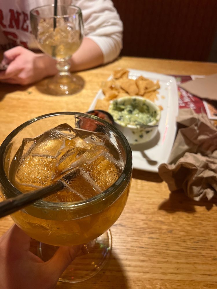 Social spots from Applebee's Grill + Bar