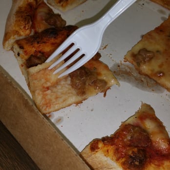 Gigio's Pizzeria - If every picture is worth a thousand words thus one is worth ten more! - Pizza Near Me - Chicago, Illinois Gigio's Pizzeria - If every picture is worth a thousand words thus one is worth ten more! - Pizza Near Me - Chicago, Illinois