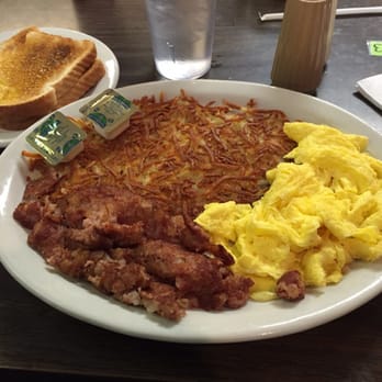 Brigitte's Cafe - Corned beef hash - American Near Me - Saint Cloud, Minnesota Brigitte's Cafe - Corned beef hash - American Near Me - Saint Cloud, Minnesota