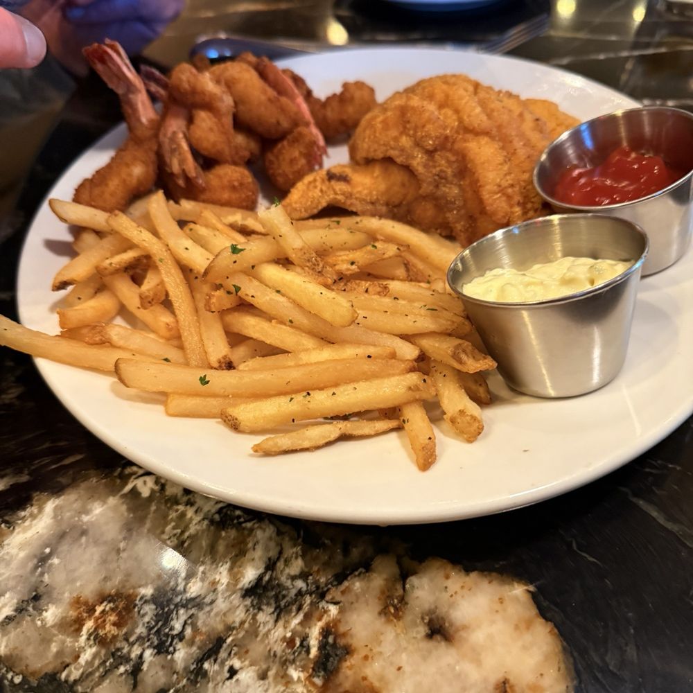 Riverside Grille - American Near Me - Beaumont, Texas Riverside Grille - American Near Me - Beaumont, Texas