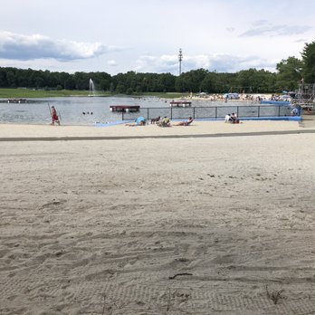 Crestwood Lake - Recreation Centers Near Me - Allendale, New Jersey