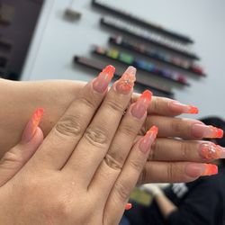 Crystal Nails - Simon nails