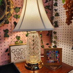 The NEW Lincoln Antique Mall