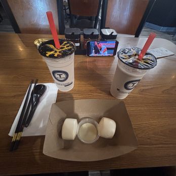 Sweet Fires - Plain buns with condensed milk dipping sauce - Hot Pot Near Me - Upland, California Sweet Fires - Plain buns with condensed milk dipping sauce - Hot Pot Near Me - Upland, California
