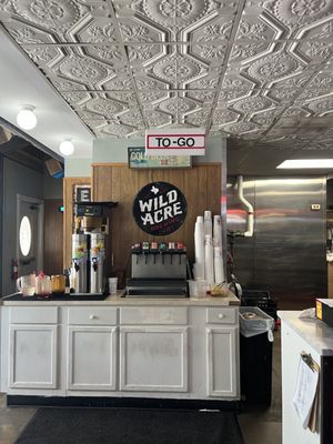 Gus’s World Famous Fried Chicken by null