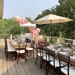 Dream Events - Chiavary chairs and farmhouse tables