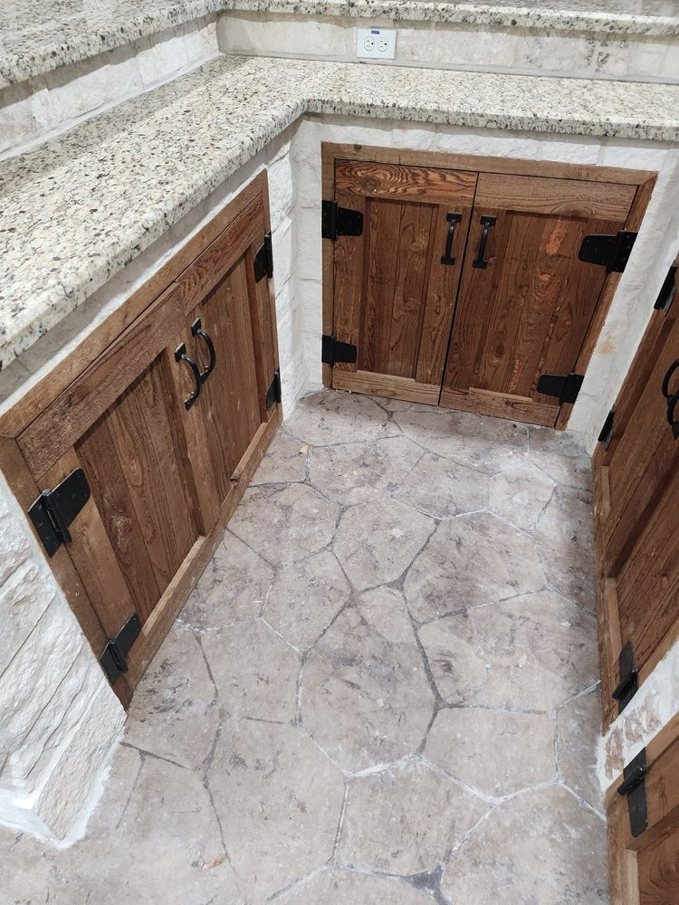 Slide of Renova Construction