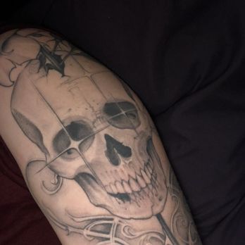Hammerhead Tattoo - Tattoo Near Me - Chicago, Illinois