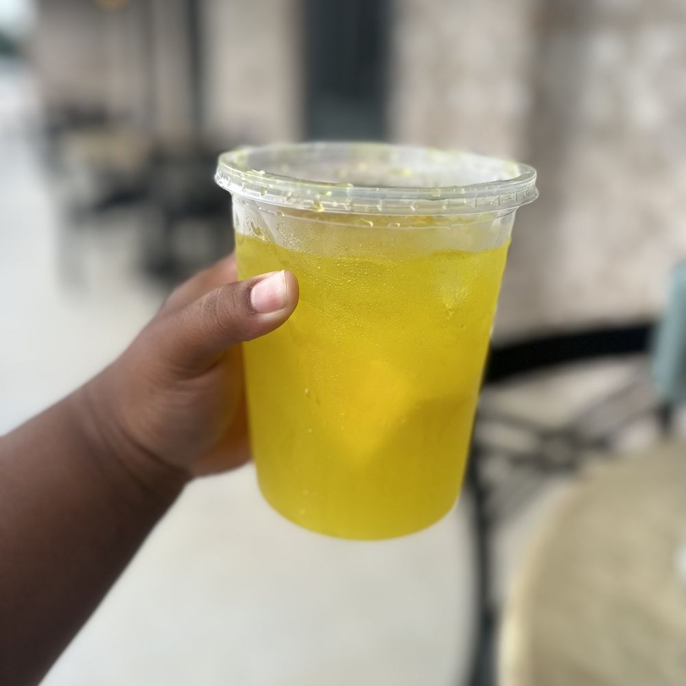 Boogie Chicks - Boogie juice pineapple something - Food Trucks Near Me - Mobile, Alabama Boogie Chicks - Boogie juice pineapple something - Food Trucks Near Me - Mobile, Alabama