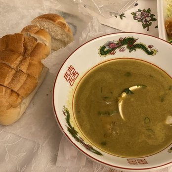 Pho Da Nang - 32 Banh mi cari ga - Curry chicken with bread appetizer - Vietnamese Near Me - South Amboy, New Jersey Pho Da Nang - 32 Banh mi cari ga - Curry chicken with bread appetizer - Vietnamese Near Me - South Amboy, New Jersey