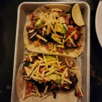 Bourbon's Kitchen & Cocktails - Steak tacos - Cocktail Bars Near Me - Framingham, Massachusetts