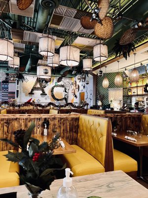 Avocado Cantina by null