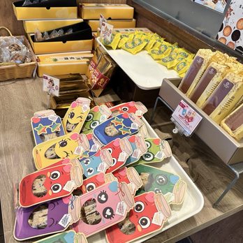 Sunmerry Bakery - Bakeries Near Me - Irvine, California